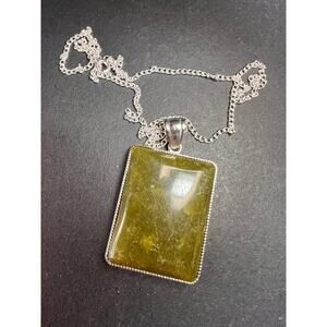 NEW Serpentine pendant in silver tone